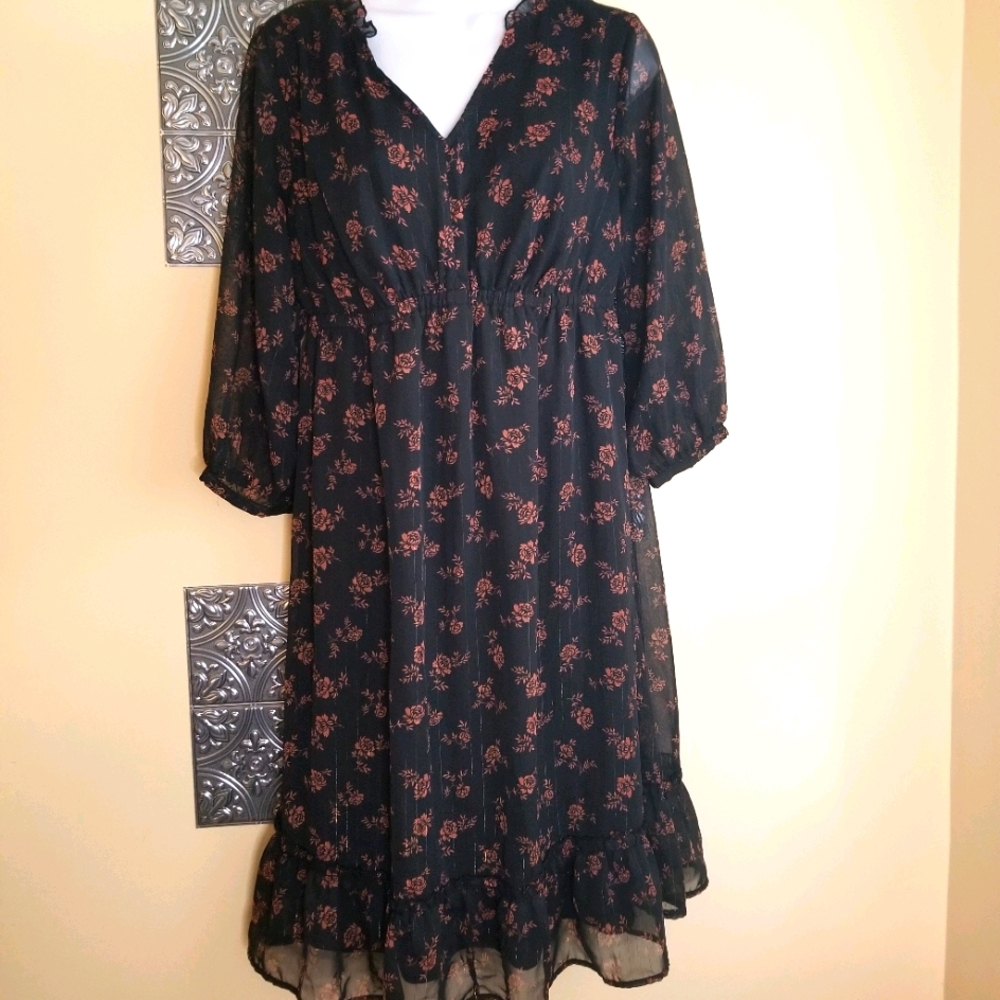 Isabel Maternity Light Airy Dainty Ruffled Small